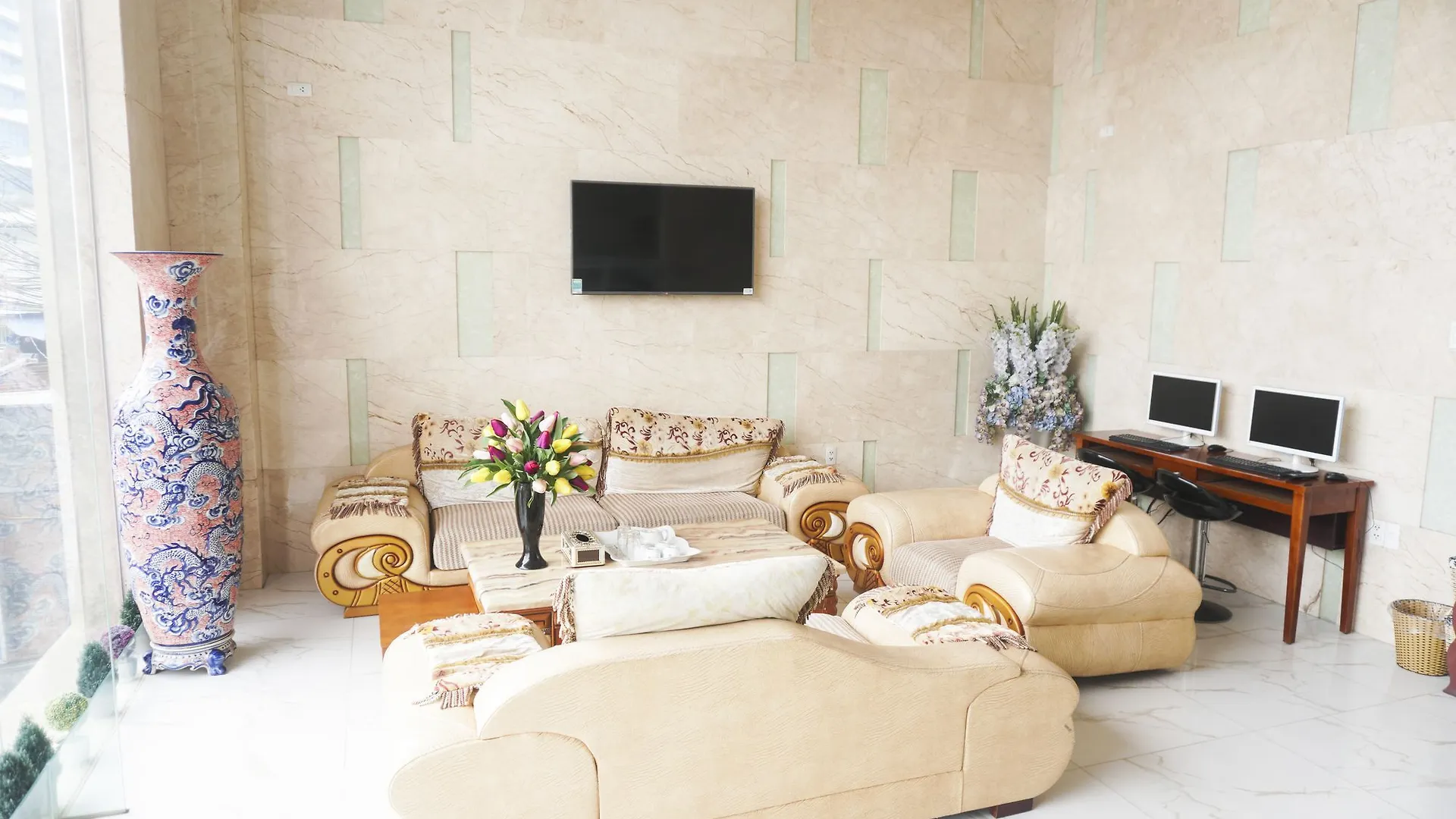 Jbay Beachfront Boutique Hotel Đà Nẵng