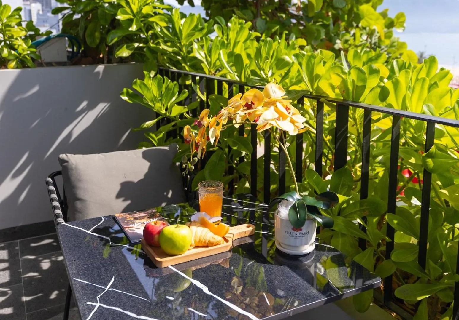 Jbay Beachfront Boutique Hotel Đà Nẵng