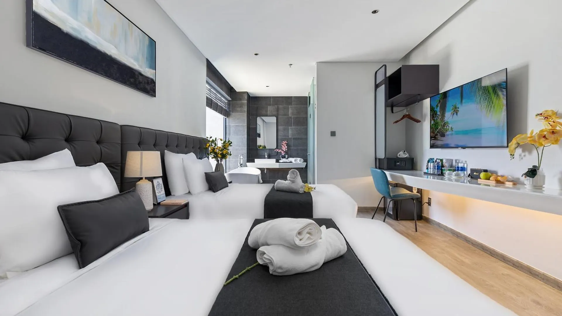 Jbay Beachfront Boutique Hotel Đà Nẵng Vietnam