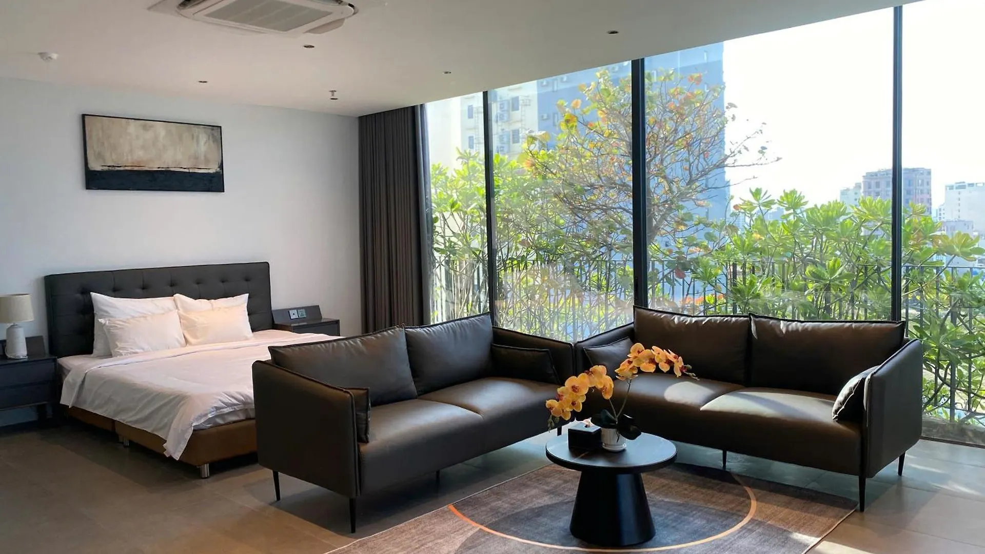 Jbay Beachfront Boutique Hotel Đà Nẵng Vietnam